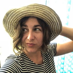 Meet your Posher, Cierra